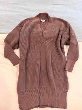 Woman's Knit V-Neck Sweater Tunic/dress in Brown